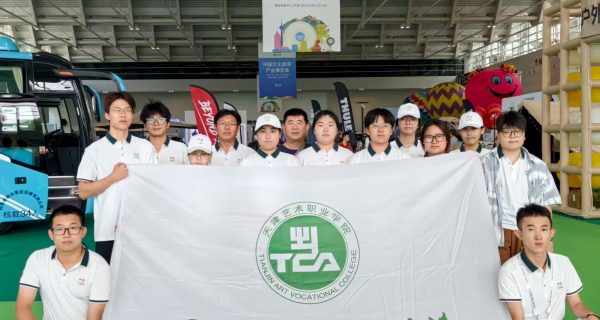 e8c85d49ed31fa1a4852796f67af38f